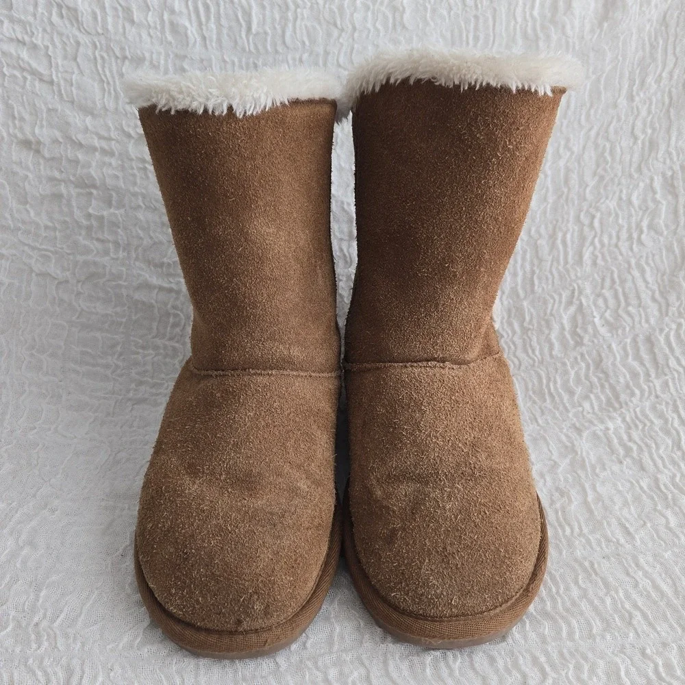 Minnetonka Winter Boots Women's Size‎ 6 Brown Mid Calf Suede Faux Fur Slip On